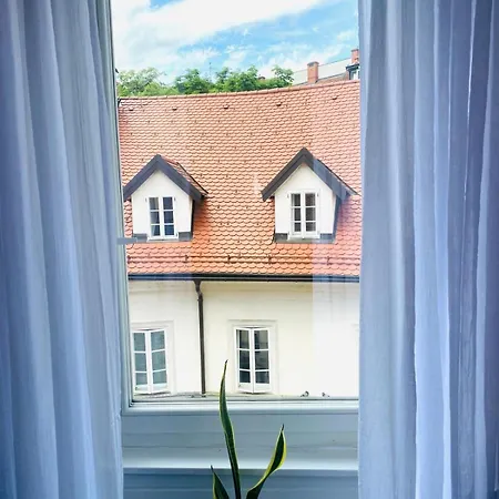 Serenity Guest house *