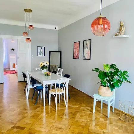 Gasthuis Serenity Ljubljana